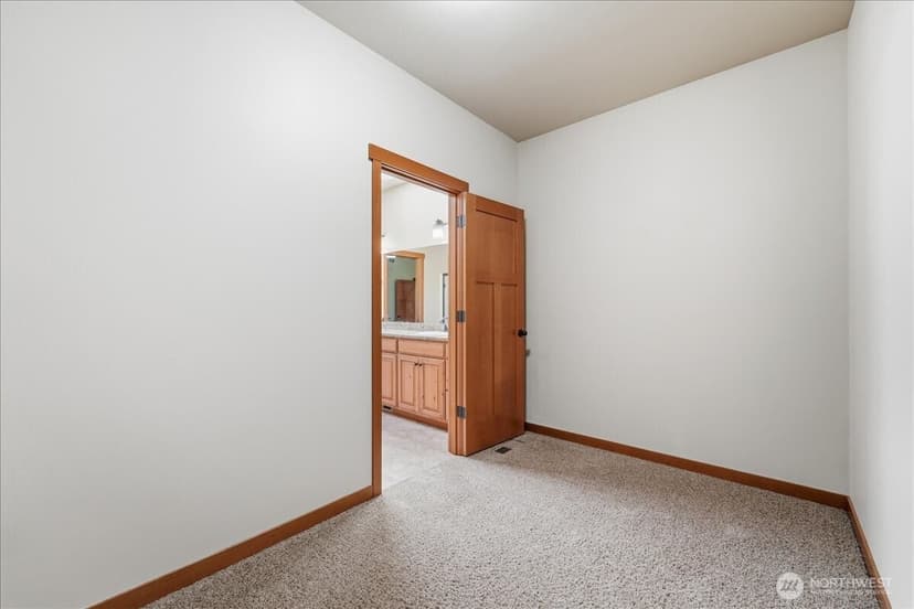 Property photo for 566 Village Drive, Manson photo 21