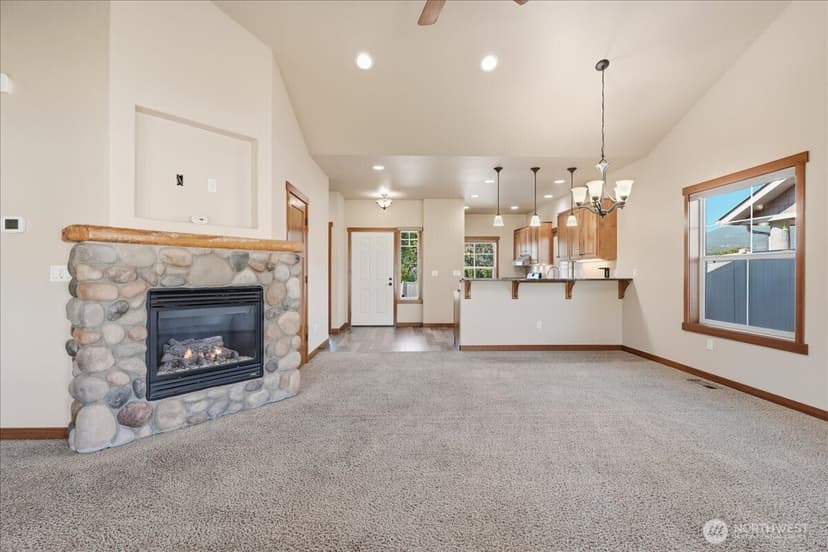 Property photo for 566 Village Drive, Manson photo 7
