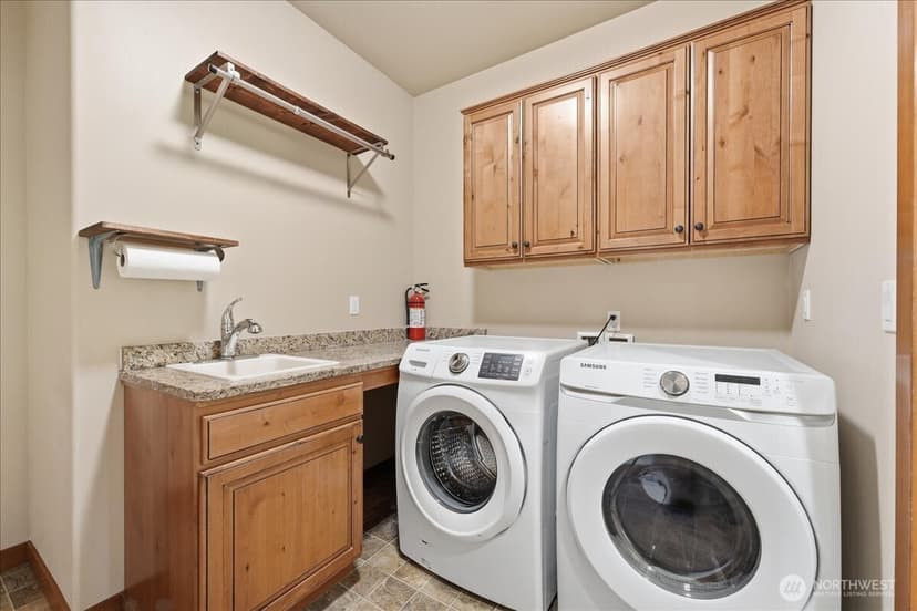 Property photo for 566 Village Drive, Manson photo 23