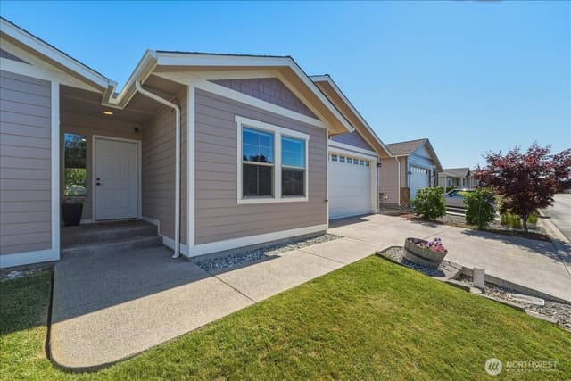 Property photo for 566 Village Drive, Manson photo 4
