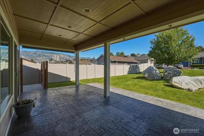 Property photo for 566 Village Drive, Manson photo 37