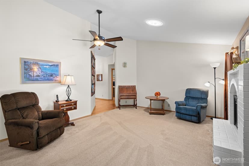 Property photo for 12420 43rd Drive SE, Everett photo 10