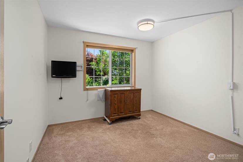 Property photo for 12420 43rd Drive SE, Everett photo 15