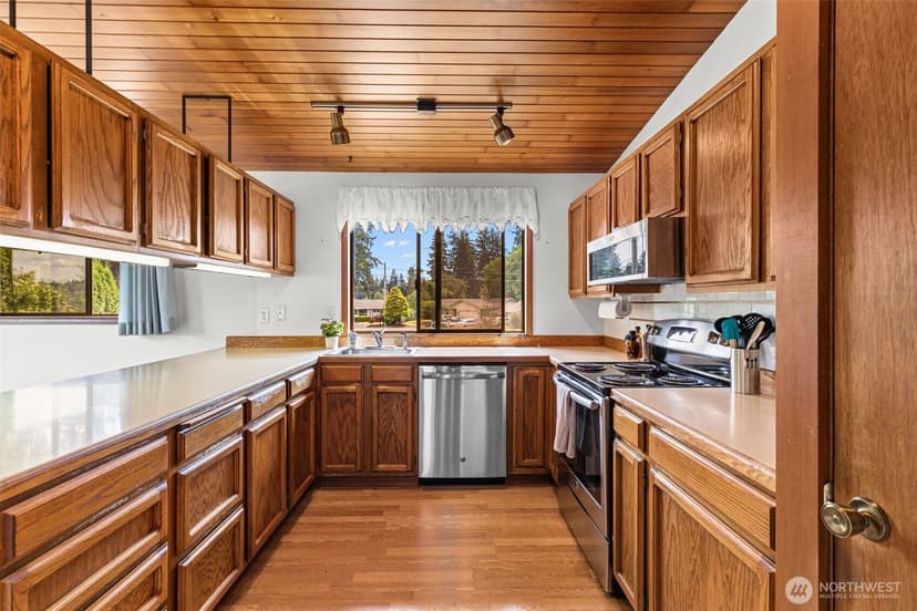 Property photo for 3315 Scenic Drive SE, Auburn photo 14