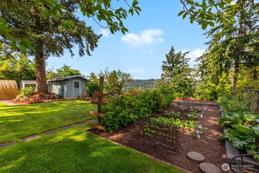 Property photo for 3315 Scenic Drive SE, Auburn photo 33