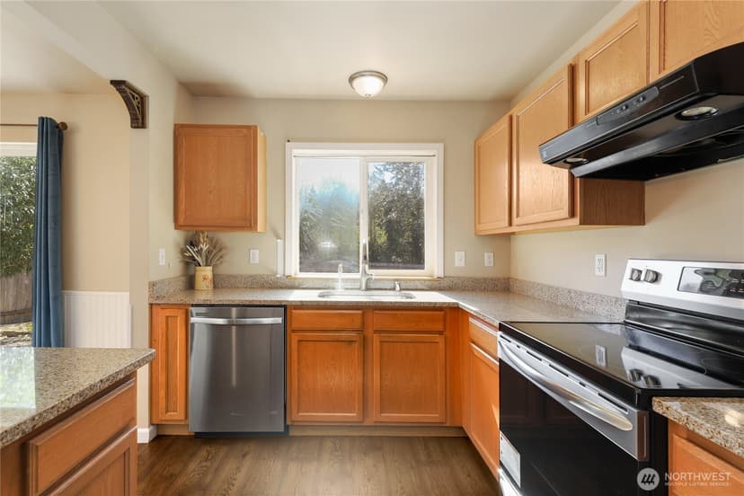 Property photo for 360 NE Max William Loop, Poulsbo photo 8
