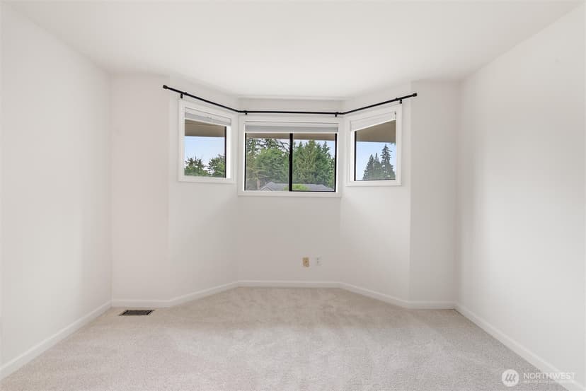 Property photo for 15813 SE 160th Place, Renton photo 33