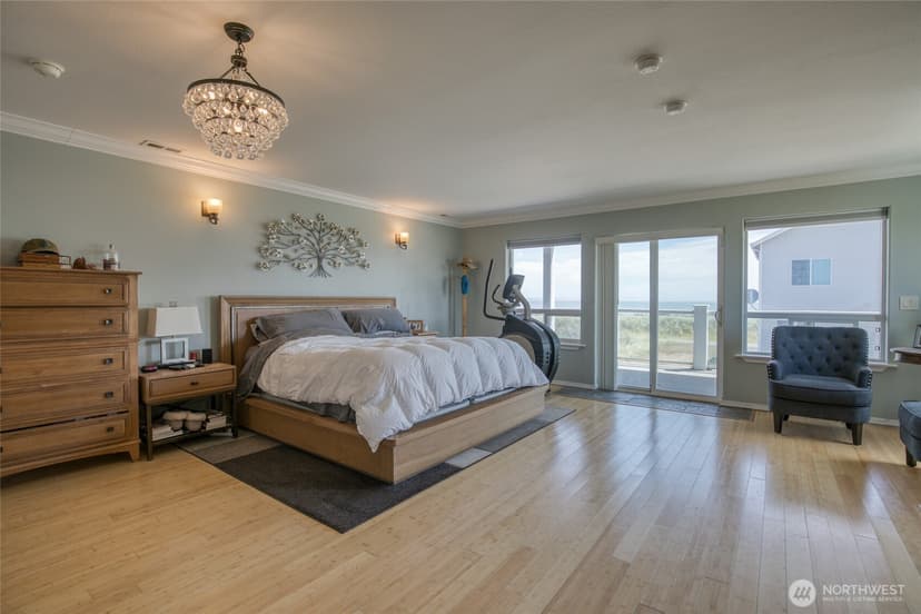 Property photo for 1477 Ocean Crest Avenue, Ocean Shores photo 15