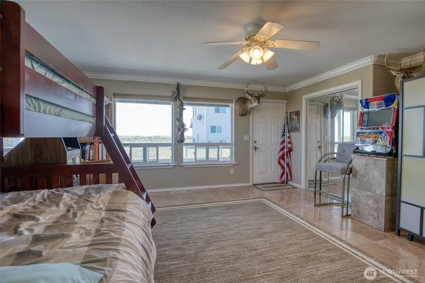 Property photo for 1477 Ocean Crest Avenue, Ocean Shores photo 27