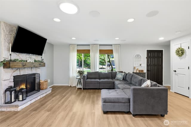 Property photo for 13002 130th Avenue Ct E, Puyallup photo 4