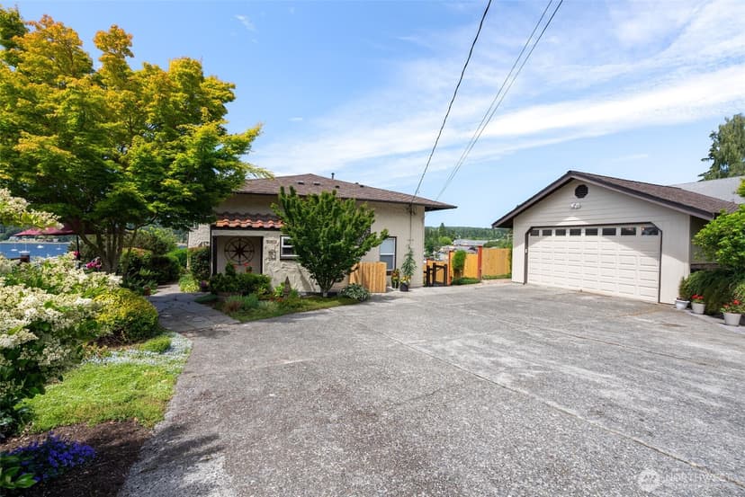 Property photo for 18897 4th Avenue NE, Poulsbo photo 9