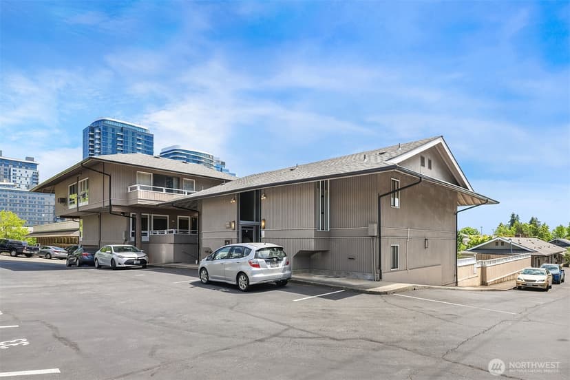Property photo for 932 100th Avenue NE #228, Bellevue photo 17