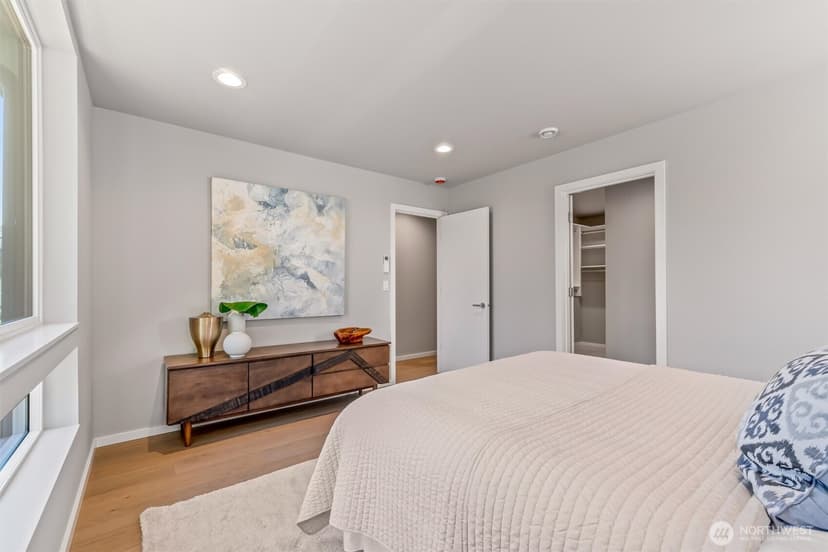 Property photo for 4460 Midvale Avenue N, Seattle photo 19
