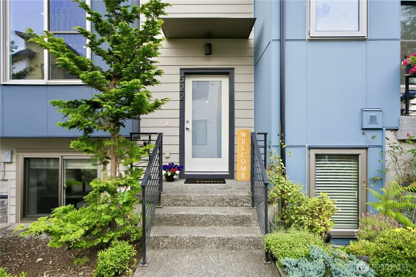 Property photo for 522 Glacier Walk SE, Sammamish photo 2