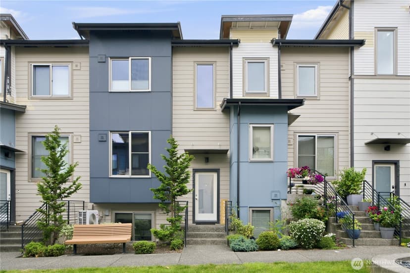 Property photo for 522 Glacier Walk SE, Sammamish