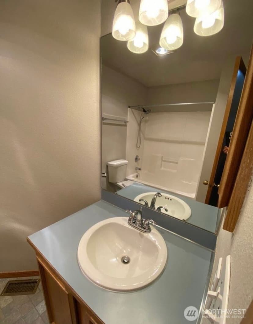 Property photo for 8920 81st, Lakewood photo 10