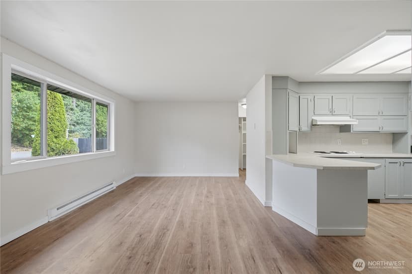 Property photo for 1126 Poindexter Avenue W, Bremerton photo 6