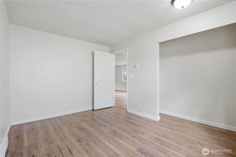 Property photo for 1126 Poindexter Avenue W, Bremerton photo 15