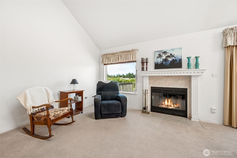 Property photo for 605 E Chance A La Mer NE, Ocean Shores photo 9