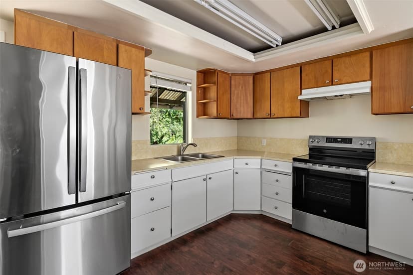 Property photo for 6350 Brighton Beach Road, Clinton photo 13