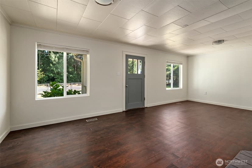 Property photo for 6350 Brighton Beach Road, Clinton photo 4