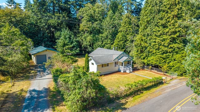 Property photo for 6350 Brighton Beach Road, Clinton
