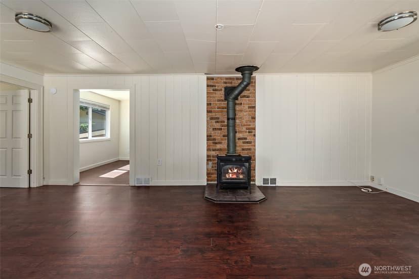 Property photo for 6350 Brighton Beach Road, Clinton photo 8