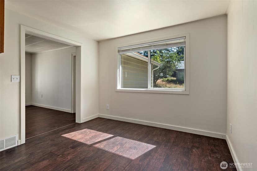 Property photo for 6350 Brighton Beach Road, Clinton photo 10