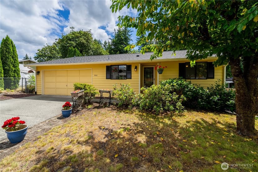 Property photo for 5202 130th Place NE, Marysville
