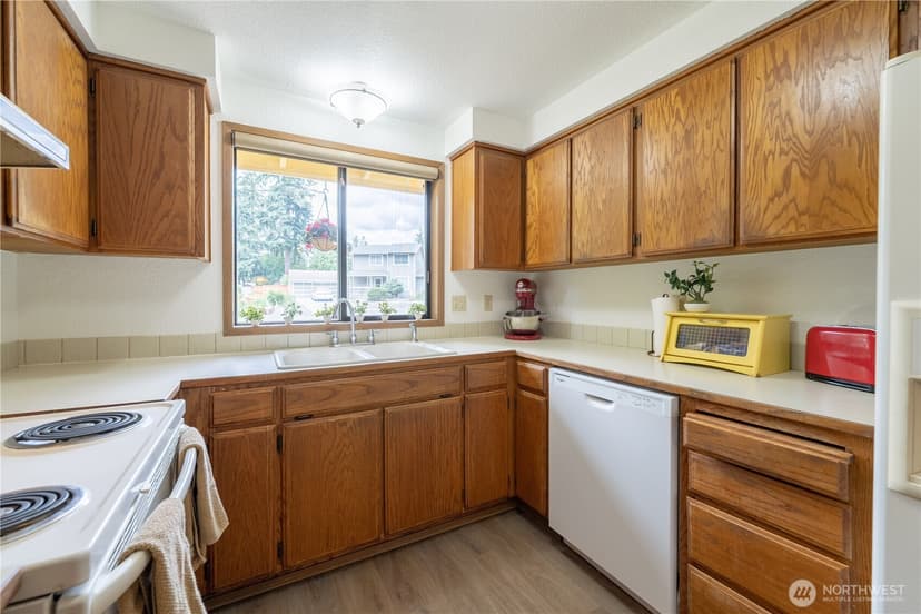 Property photo for 5202 130th Place NE, Marysville photo 6