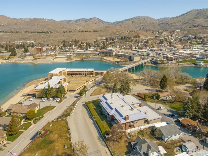 Property photo for 301 S 3rd Street #3, Chelan photo 29