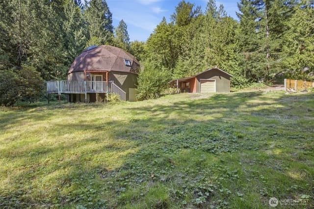 Property photo for 12932 231st Avenue SE, Issaquah photo 3