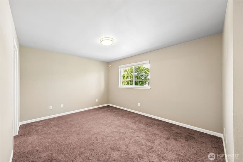 Property photo for 4040 S Warner Street, Tacoma photo 8