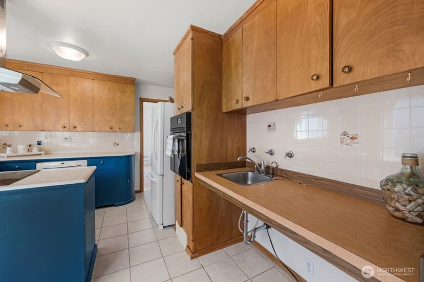 Property photo for 5508 31st Avenue NE, Seattle photo 10