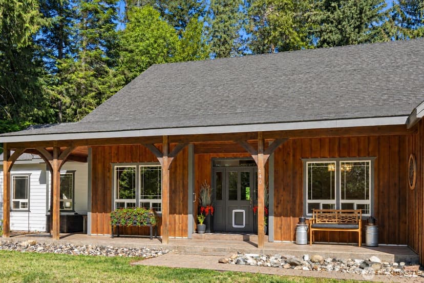Property photo for 640 Storie Lane, Cle Elum photo 2