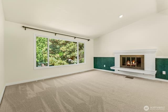 Property photo for 8830 Shell Place, Edmonds photo 5