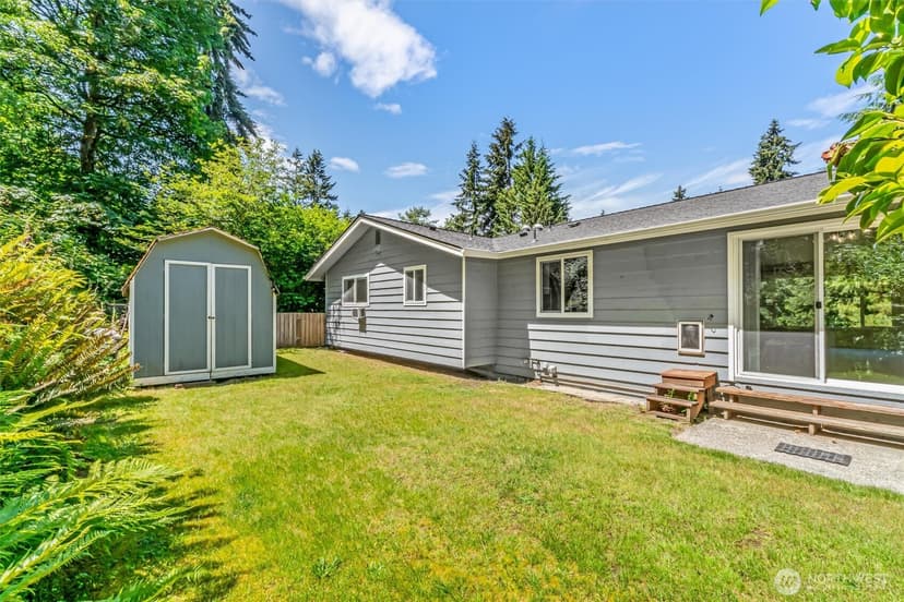 Property photo for 8830 Shell Place, Edmonds photo 35