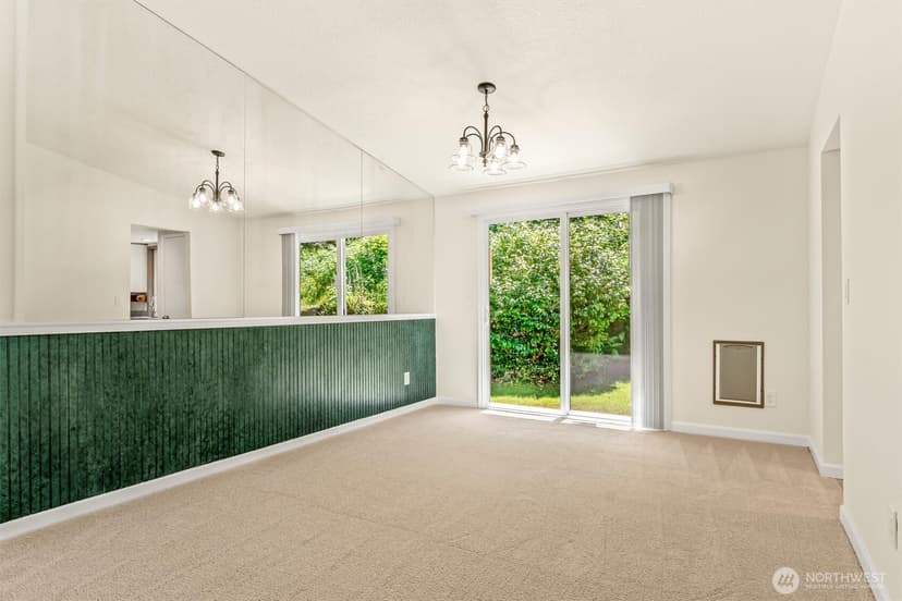 Property photo for 8830 Shell Place, Edmonds photo 9