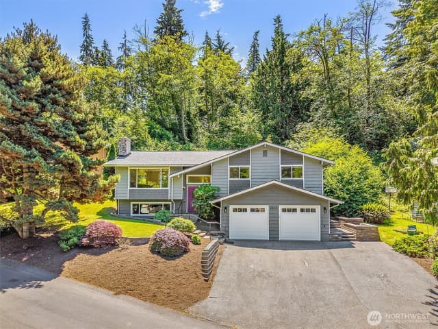 Property photo for 8830 Shell Place, Edmonds