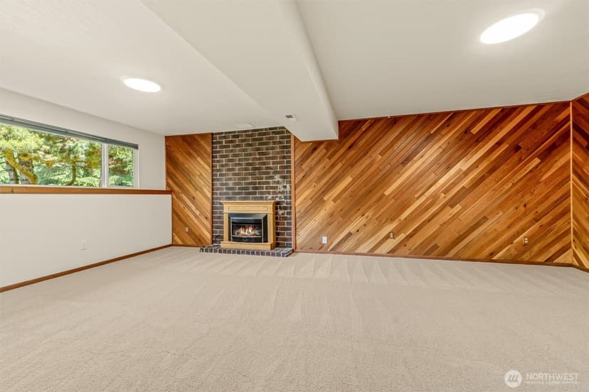 Property photo for 8830 Shell Place, Edmonds photo 24