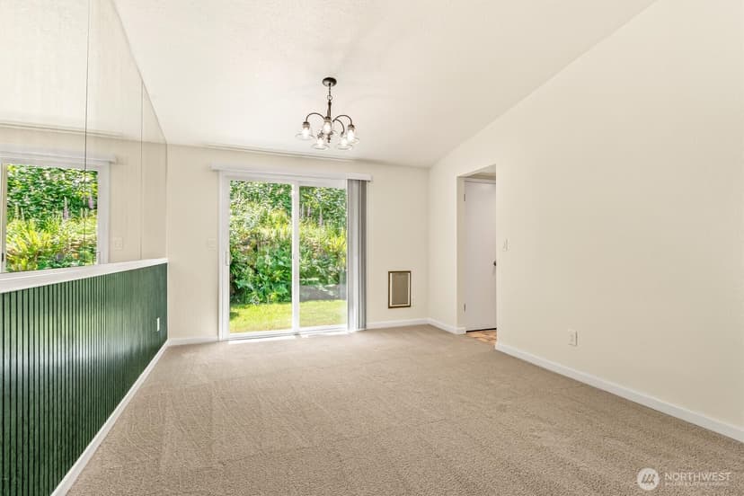 Property photo for 8830 Shell Place, Edmonds photo 10
