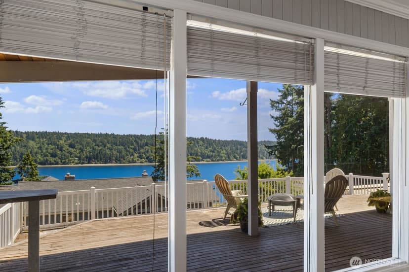 Property photo for 6899 Navajo Trail NE, Bremerton photo 10
