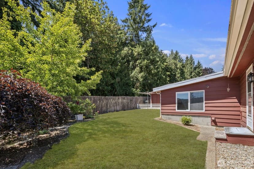Property photo for 6899 Navajo Trail NE, Bremerton photo 31