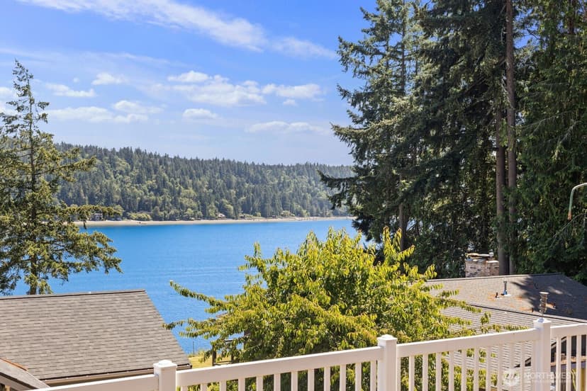 Property photo for 6899 Navajo Trail NE, Bremerton photo 27