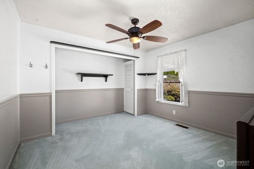 Property photo for 6899 Navajo Trail NE, Bremerton photo 23