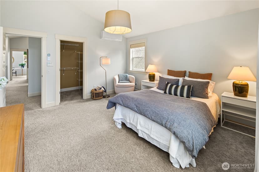 Property photo for 925 Martin Luther King Jr Way, Seattle photo 11