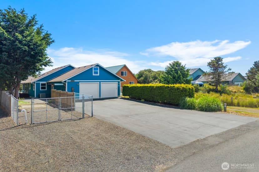 Property photo for 161 N Razor Clam Drive SW, Ocean Shores photo 24