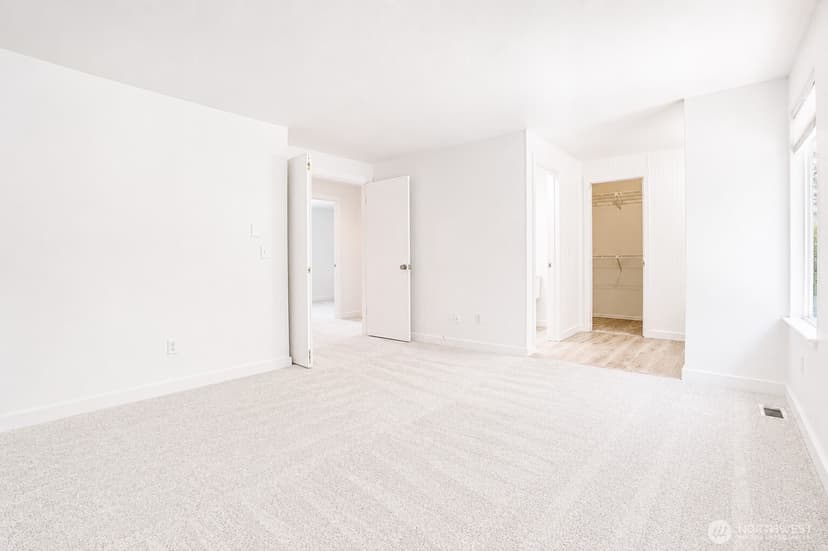Property photo for 10529 53rd Avenue W, Mukilteo photo 17
