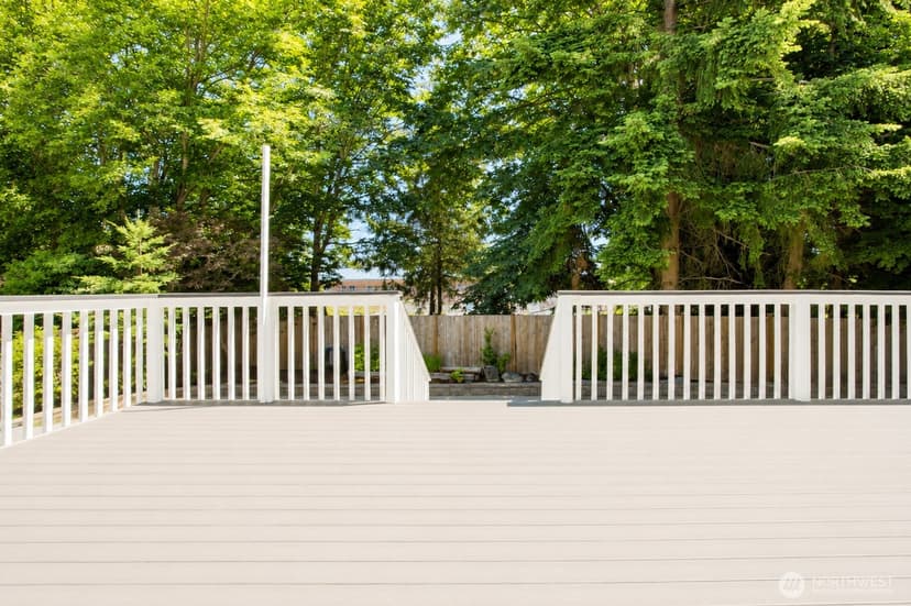 Property photo for 10529 53rd Avenue W, Mukilteo photo 33