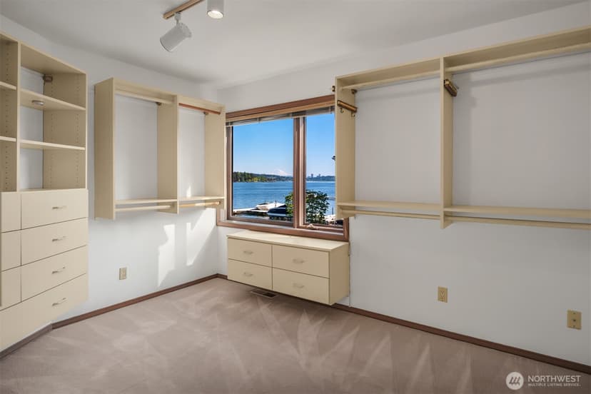 Property photo for 8503 NE Juanita Drive, Kirkland photo 30